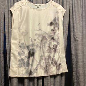 Kenaf sz medium thick shiny good with anything but dressier fabric and thickness